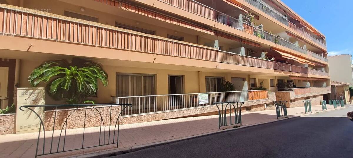 Appartement à MENTON