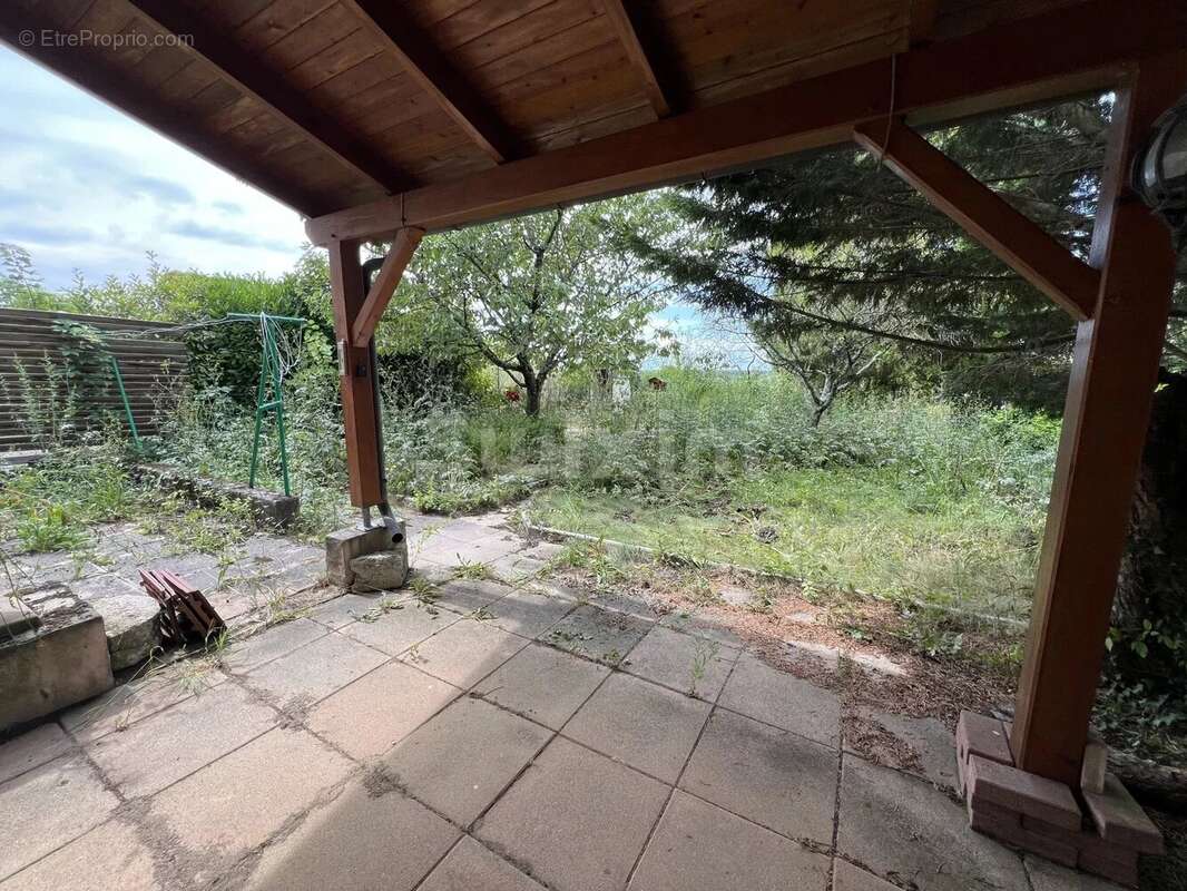 Maison à LONS-LE-SAUNIER