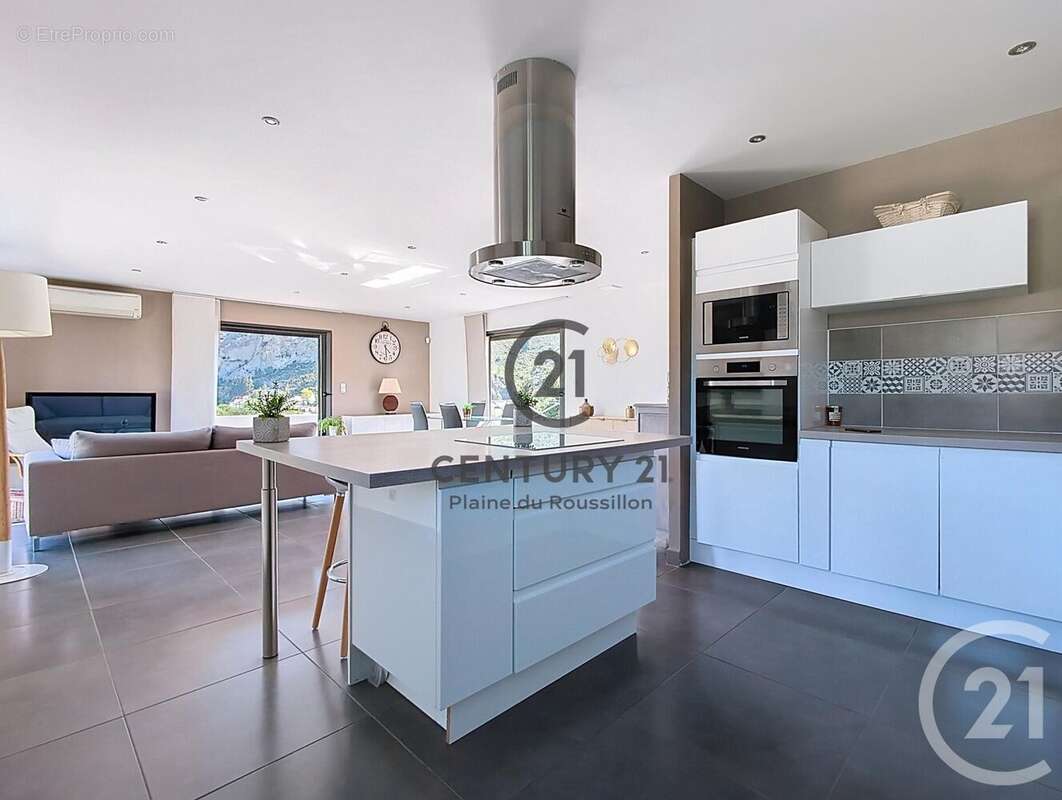 Maison à CASES-DE-PENE