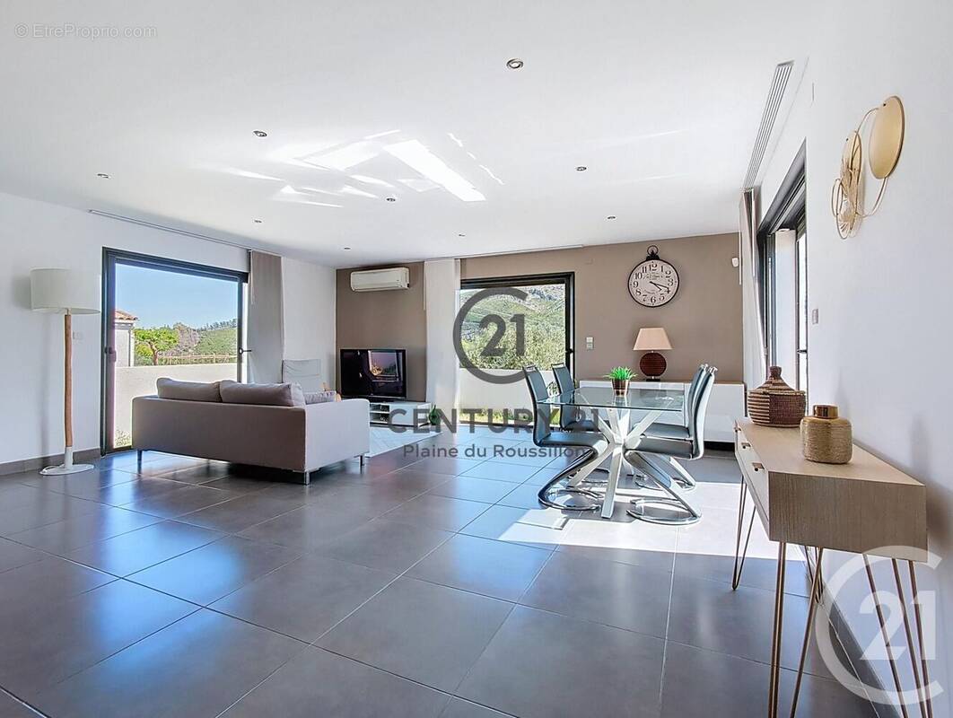 Maison à CASES-DE-PENE