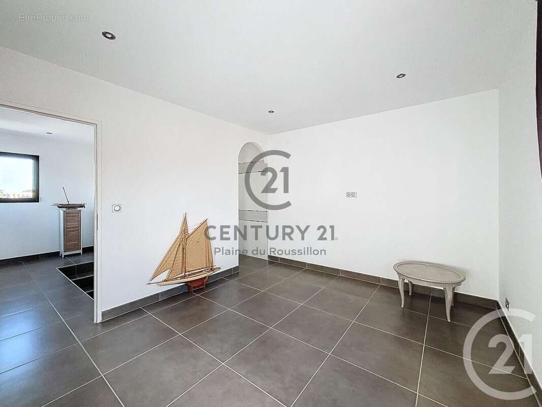 Maison à CASES-DE-PENE