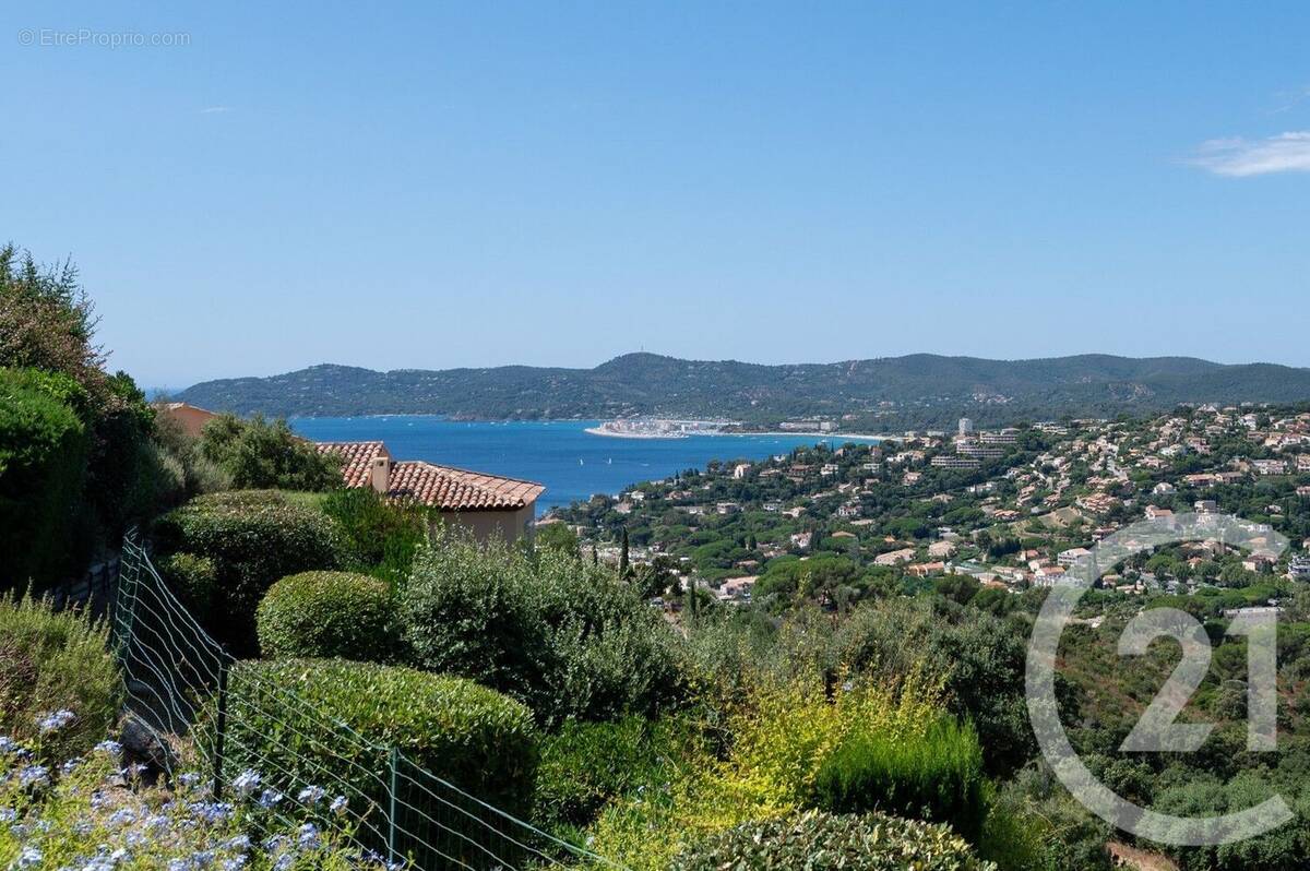 Appartement à LE LAVANDOU