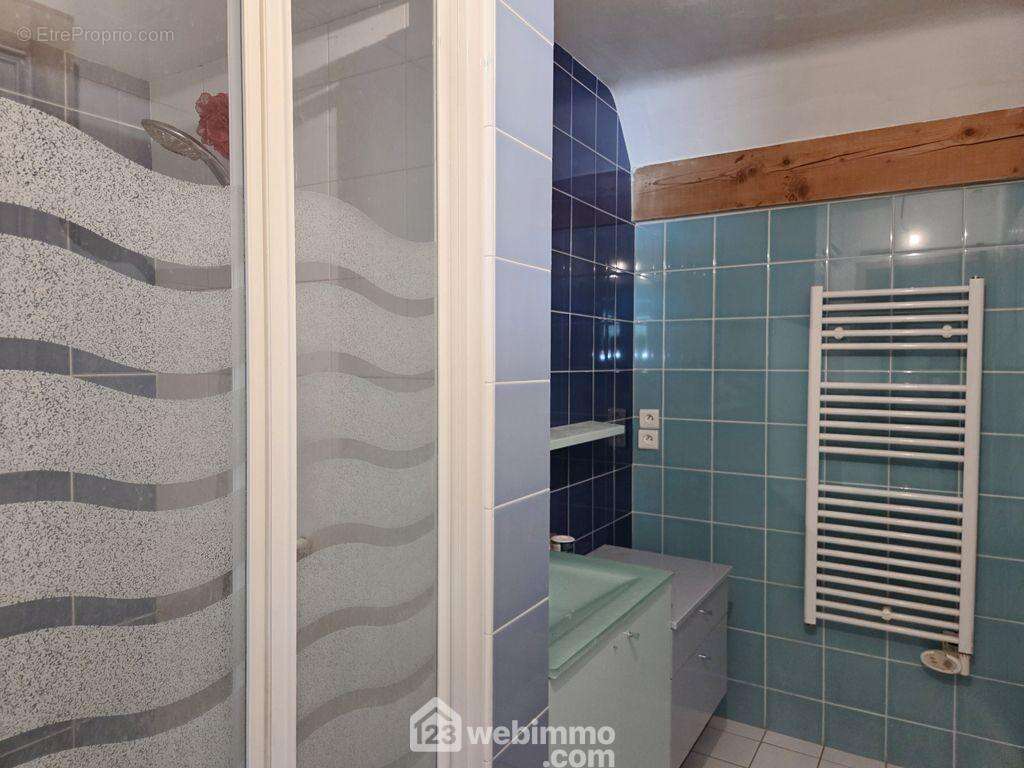 Maison à GILLY-SUR-ISERE