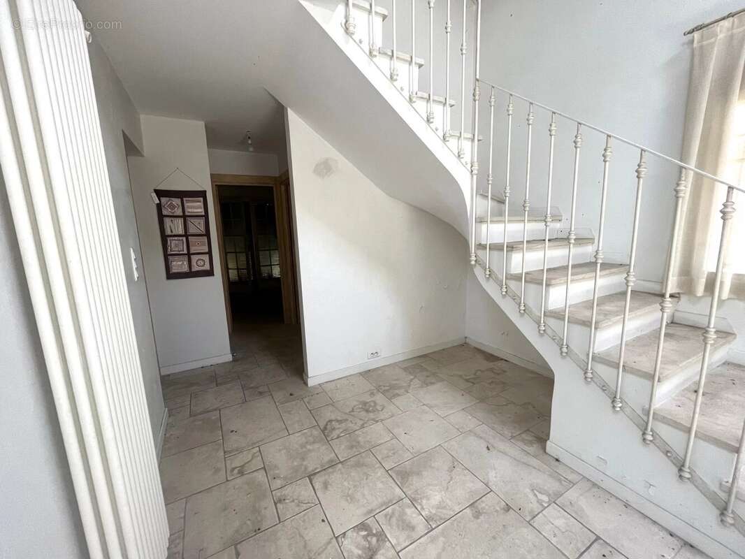 Maison à THEOULE-SUR-MER