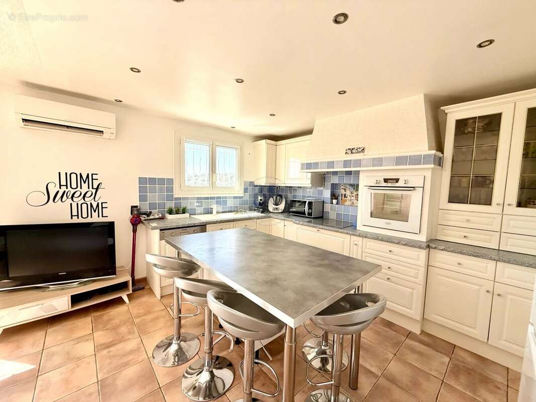 Maison à SAINT-RAPHAEL