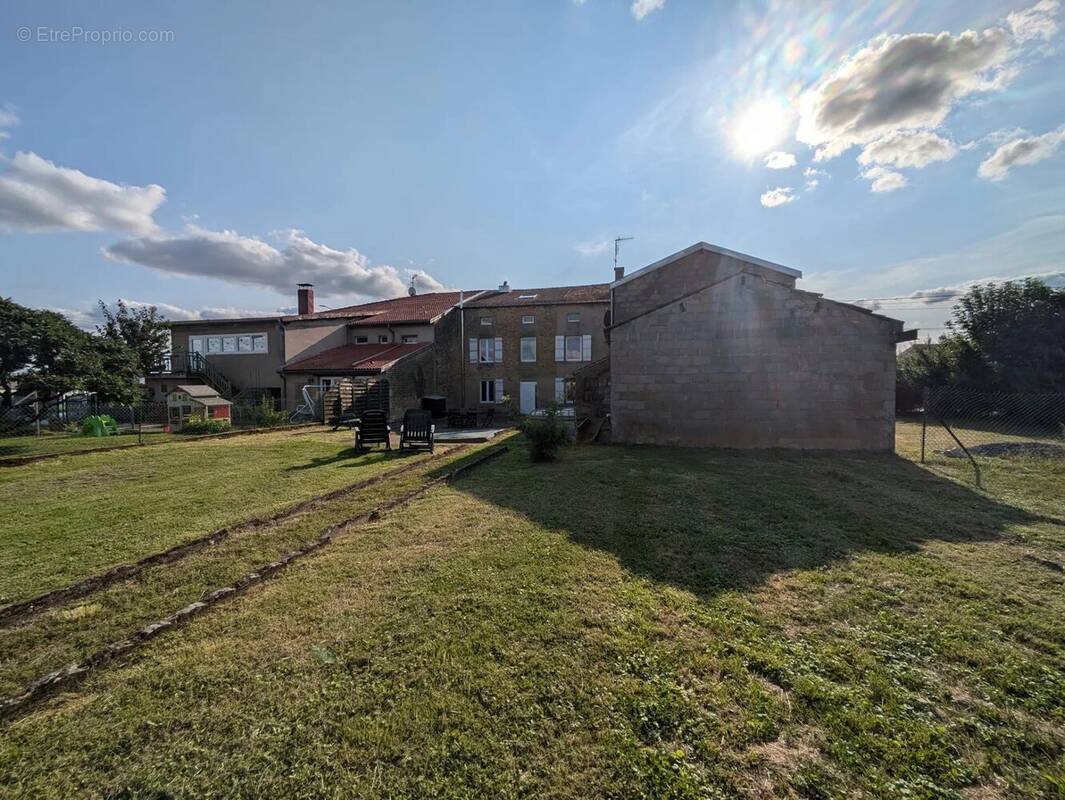 Maison à MERCY-LE-BAS