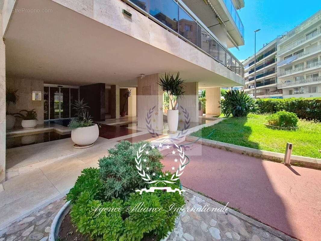 Appartement à CANNES