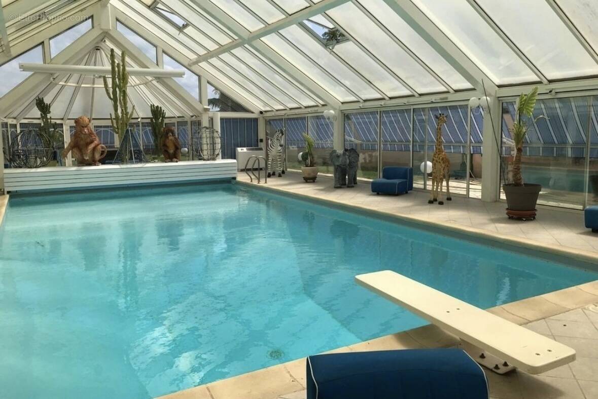 Maison à SARGE-LES-LE-MANS