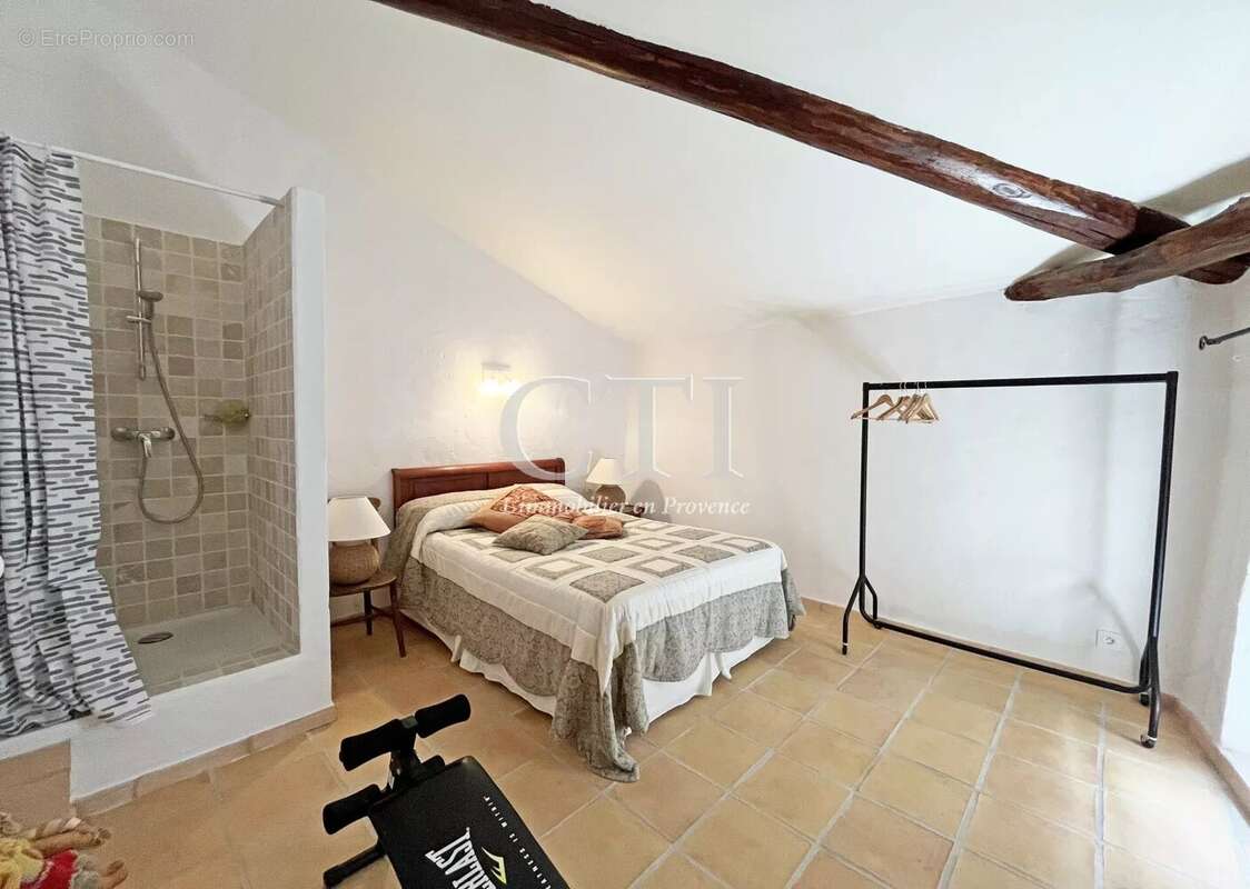 Maison à VAISON-LA-ROMAINE