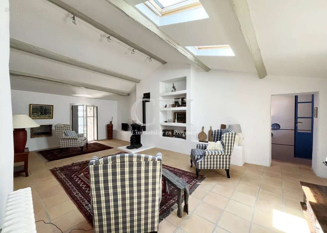 Maison à VAISON-LA-ROMAINE