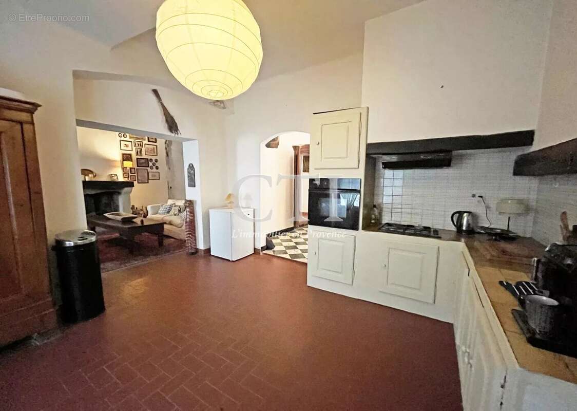 Maison à VAISON-LA-ROMAINE