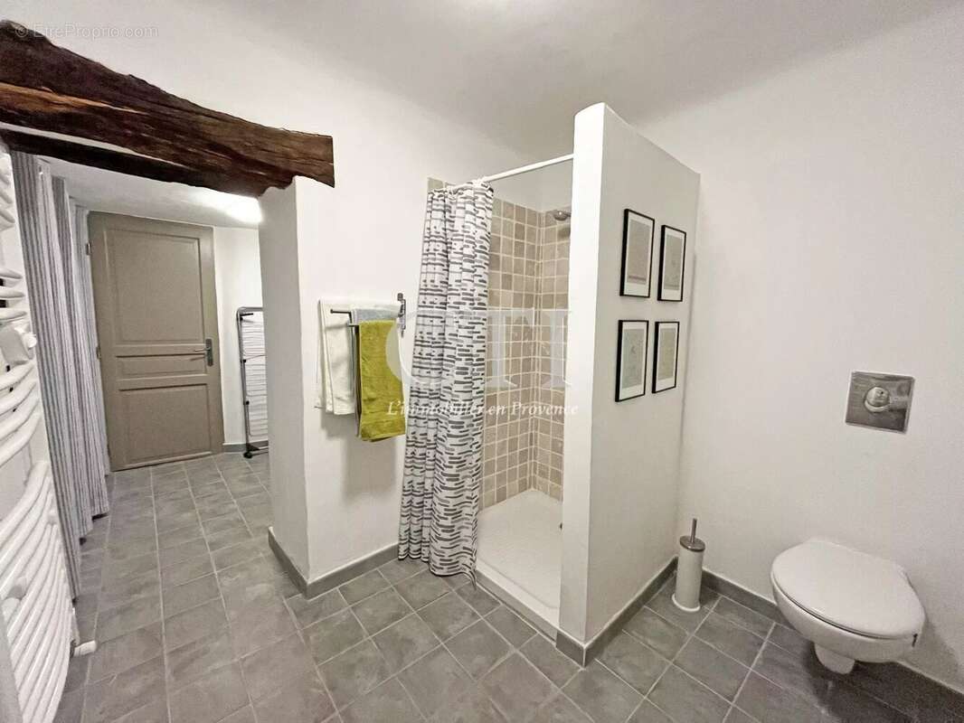 Maison à VAISON-LA-ROMAINE