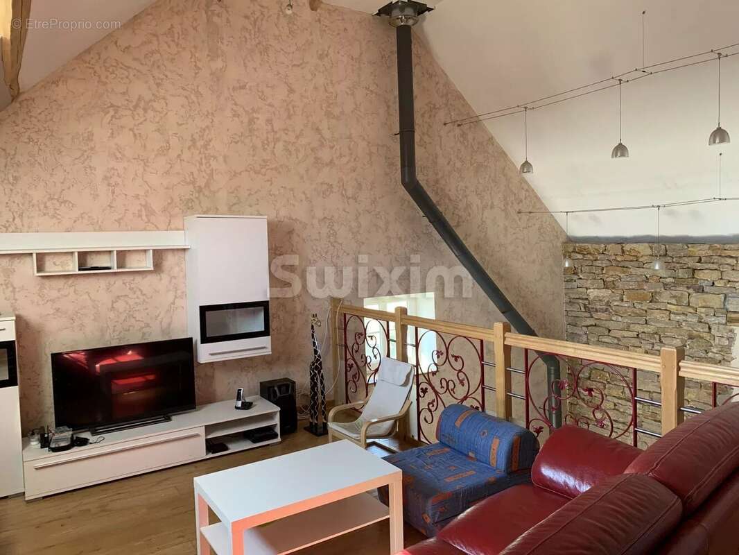 Maison à JULLY-LES-BUXY