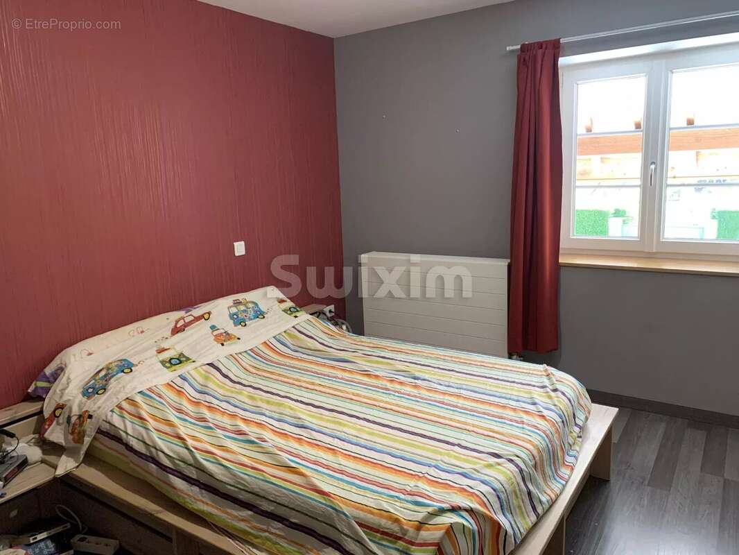 Maison à JULLY-LES-BUXY