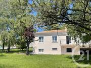 Maison à RUELLE-SUR-TOUVRE