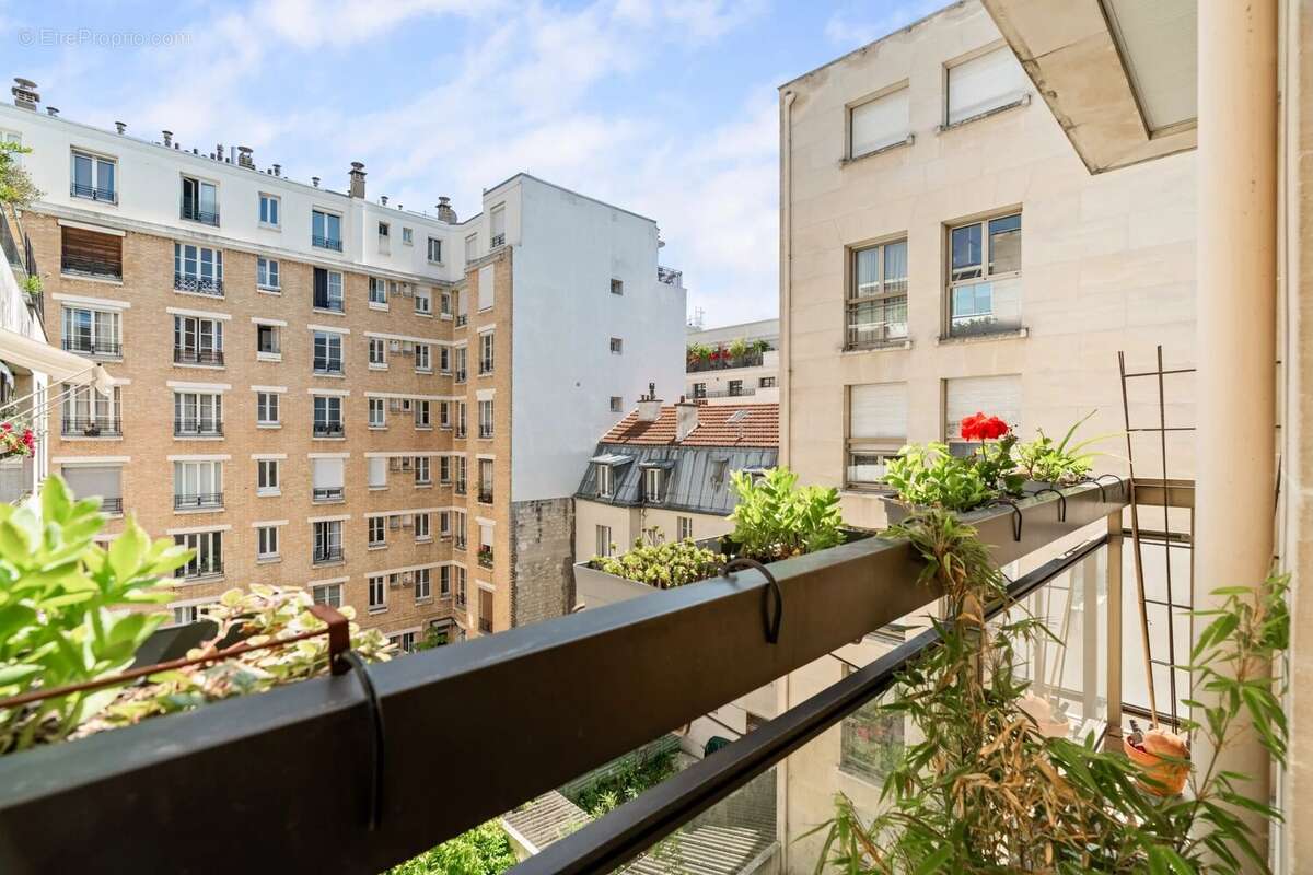 Appartement à LEVALLOIS-PERRET