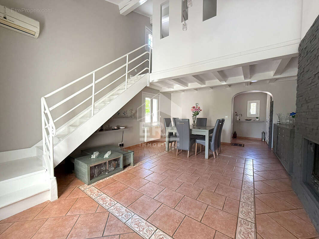 Maison à BOUC-BEL-AIR