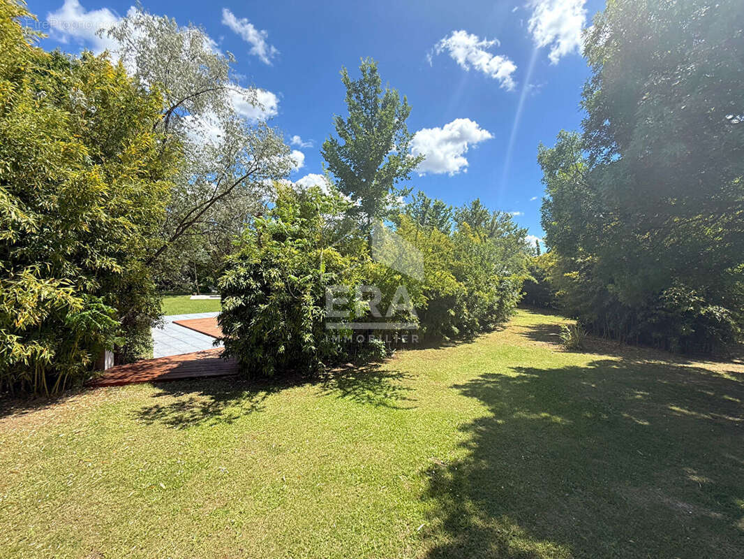 Maison à BOUC-BEL-AIR