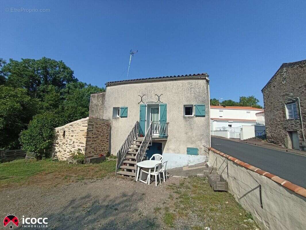 Maison à MAREUIL-SUR-LAY-DISSAIS