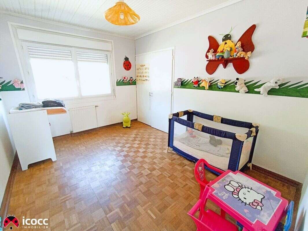 Maison à MOUTIERS-LES-MAUXFAITS