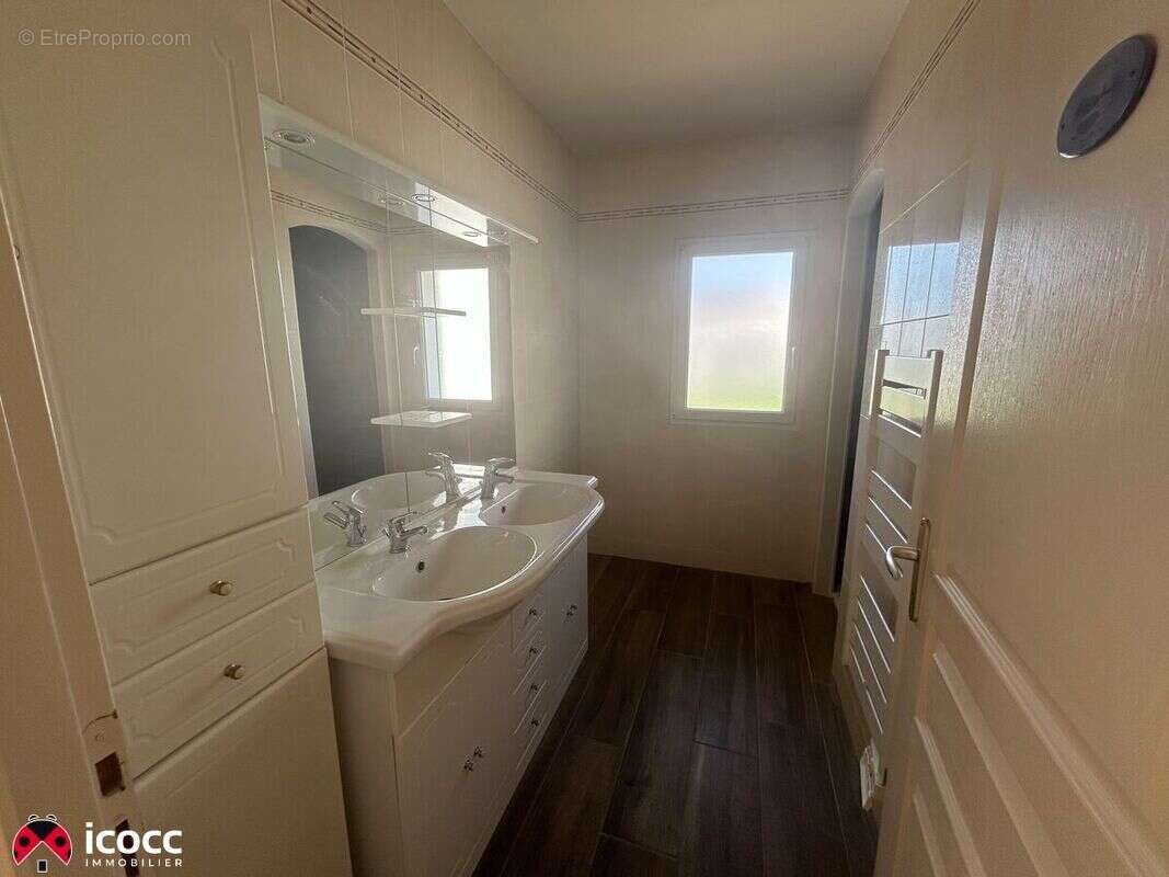 Maison à SAINT-MICHEL-EN-L&#039;HERM