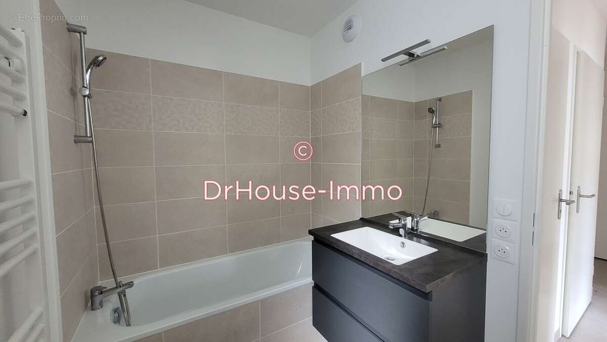 Appartement à LE TAILLAN-MEDOC