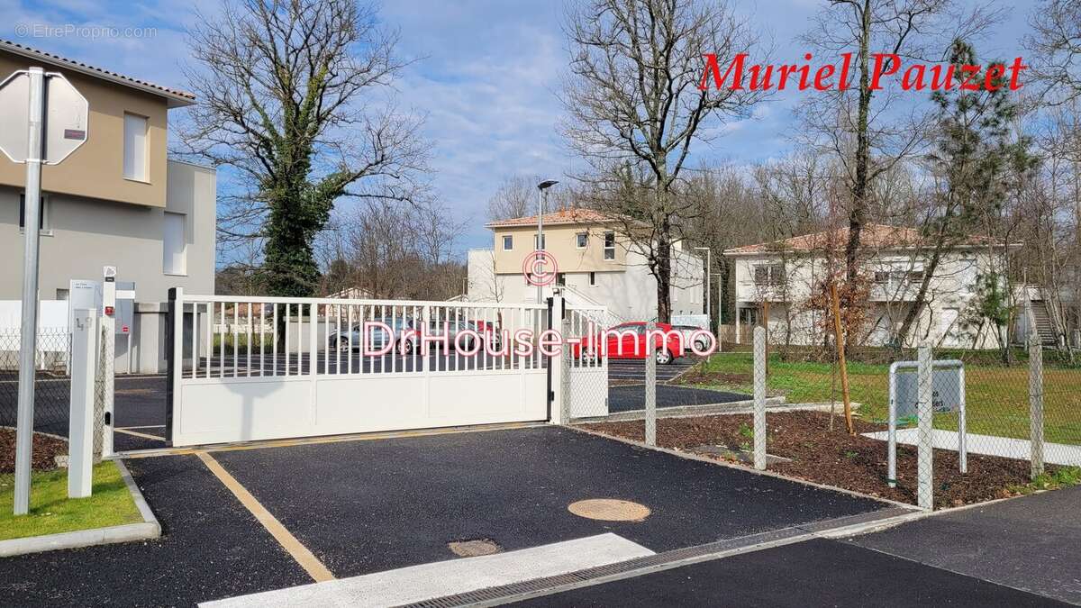 Appartement à LE TAILLAN-MEDOC