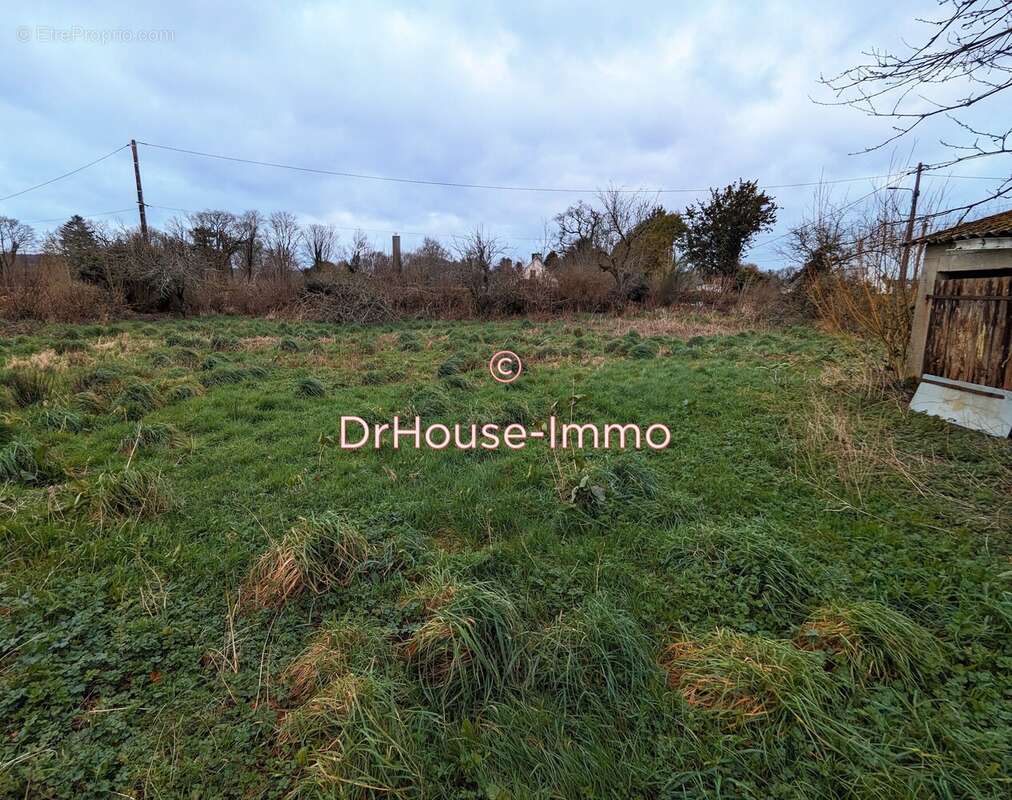Terrain à ROUDOUALLEC