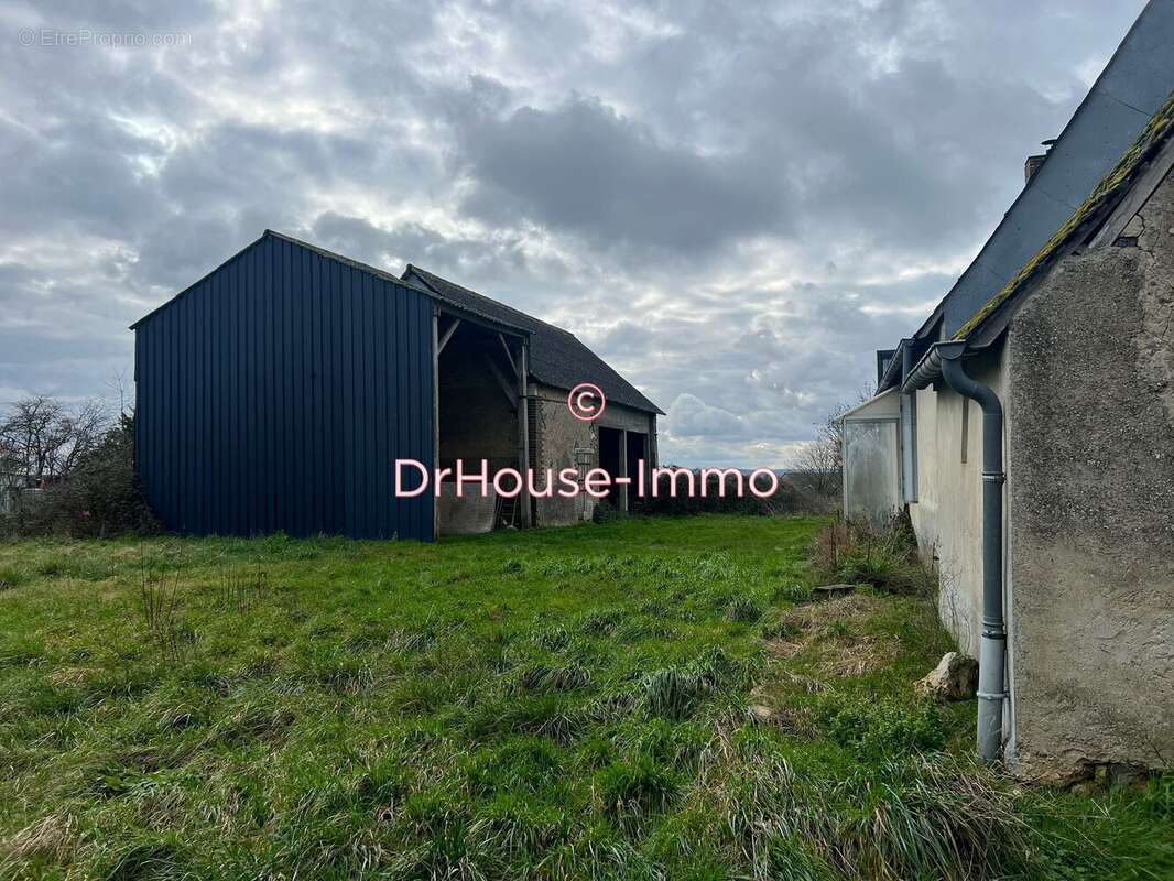 Maison à VILLAINES-SOUS-LUCE