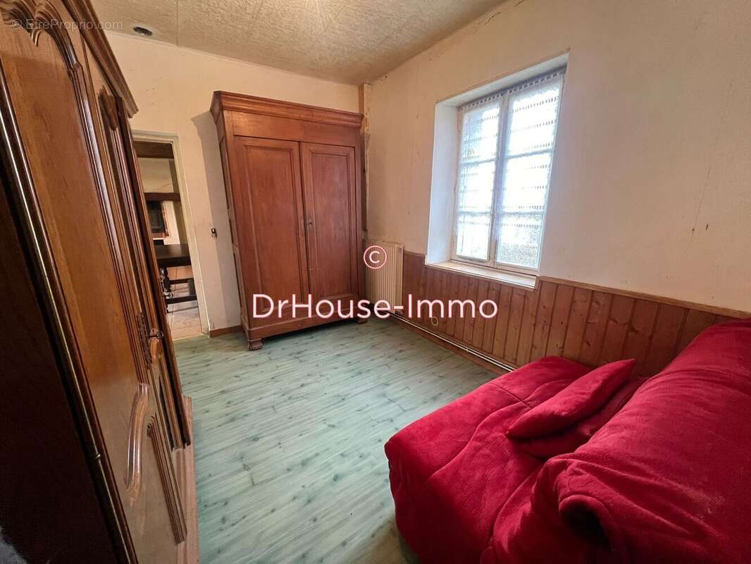 Maison à VILLAINES-SOUS-LUCE