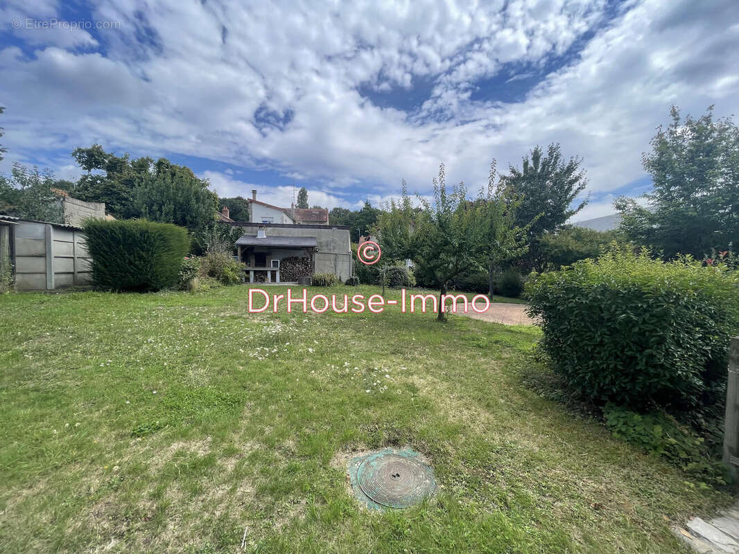 Appartement à VILLIERS-SUR-ORGE