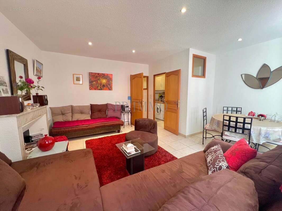 Appartement à FREJUS