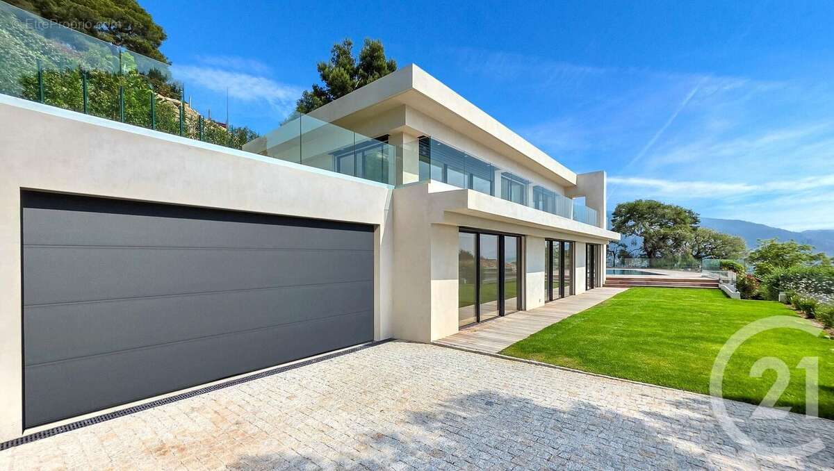 Maison à ROQUEBRUNE-CAP-MARTIN