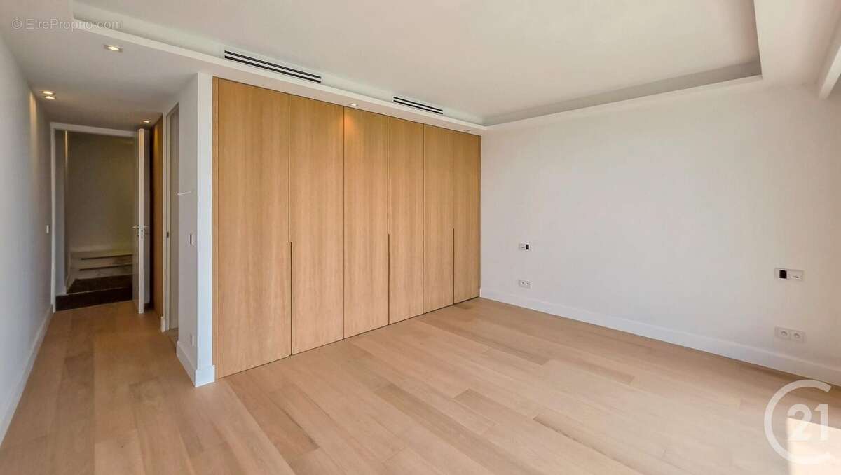 Maison à ROQUEBRUNE-CAP-MARTIN