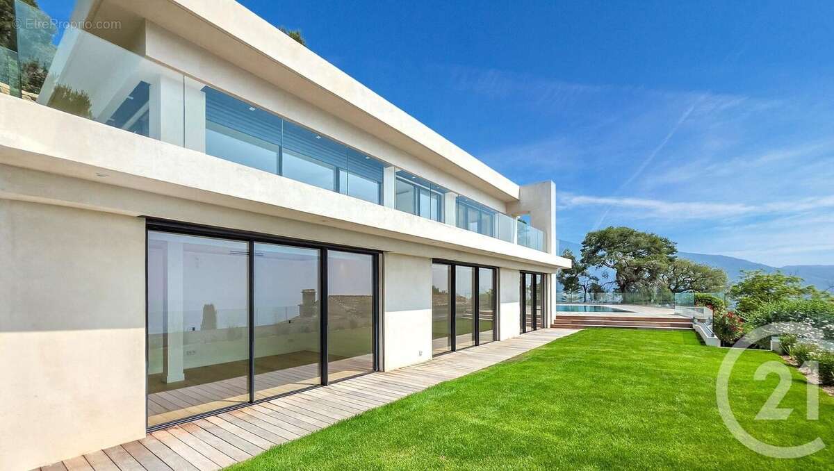 Maison à ROQUEBRUNE-CAP-MARTIN