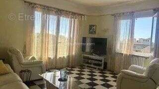 Maison à VILLENEUVE-LOUBET