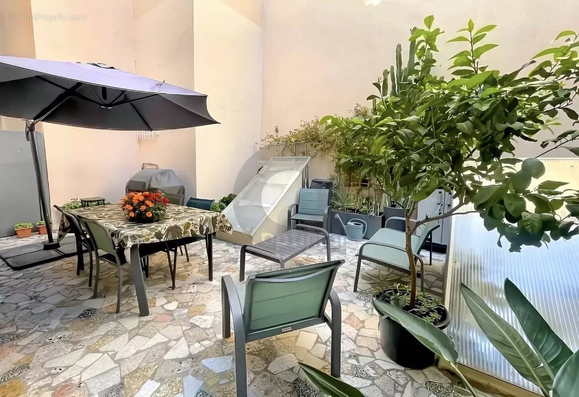 Appartement à MENTON