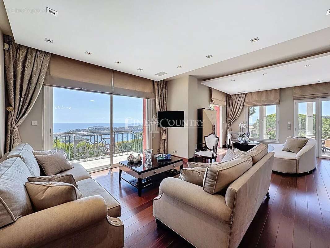 Maison à VILLEFRANCHE-SUR-MER