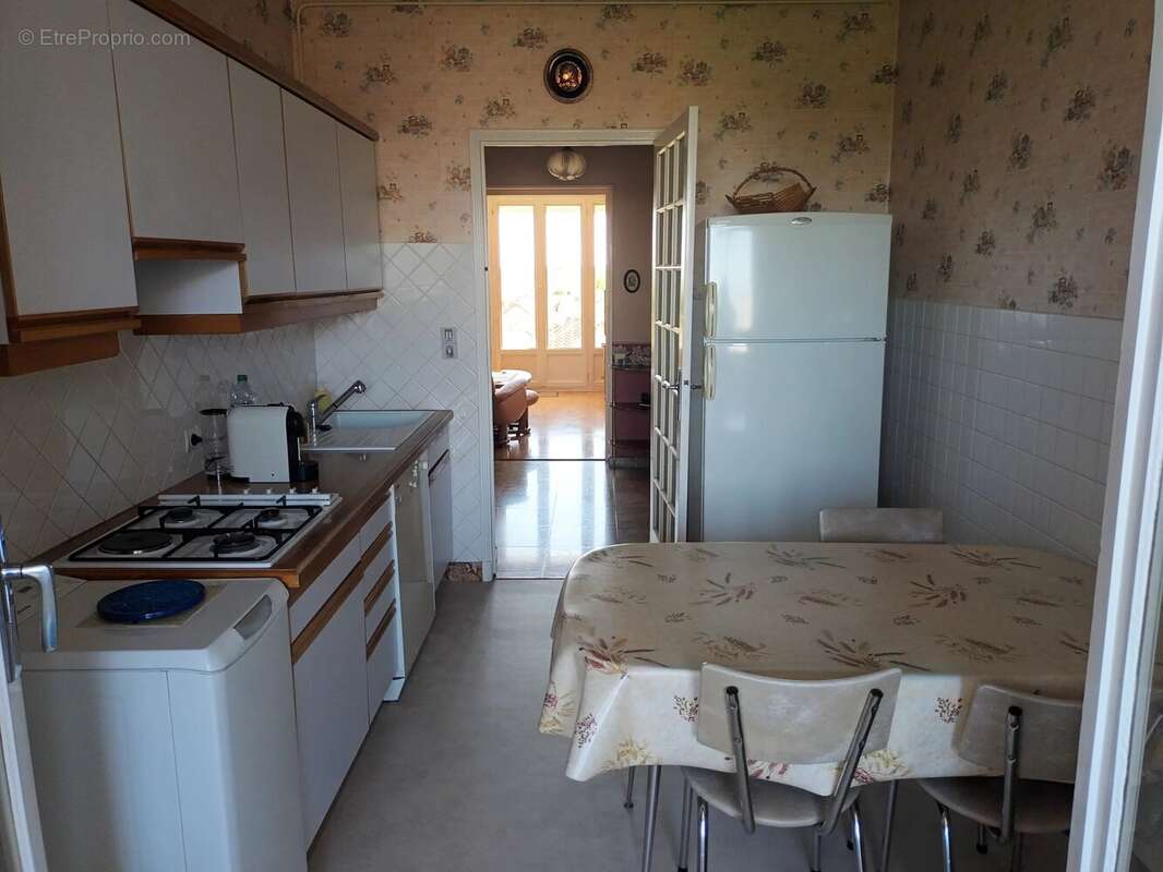 Appartement à MONTCEAU-LES-MINES