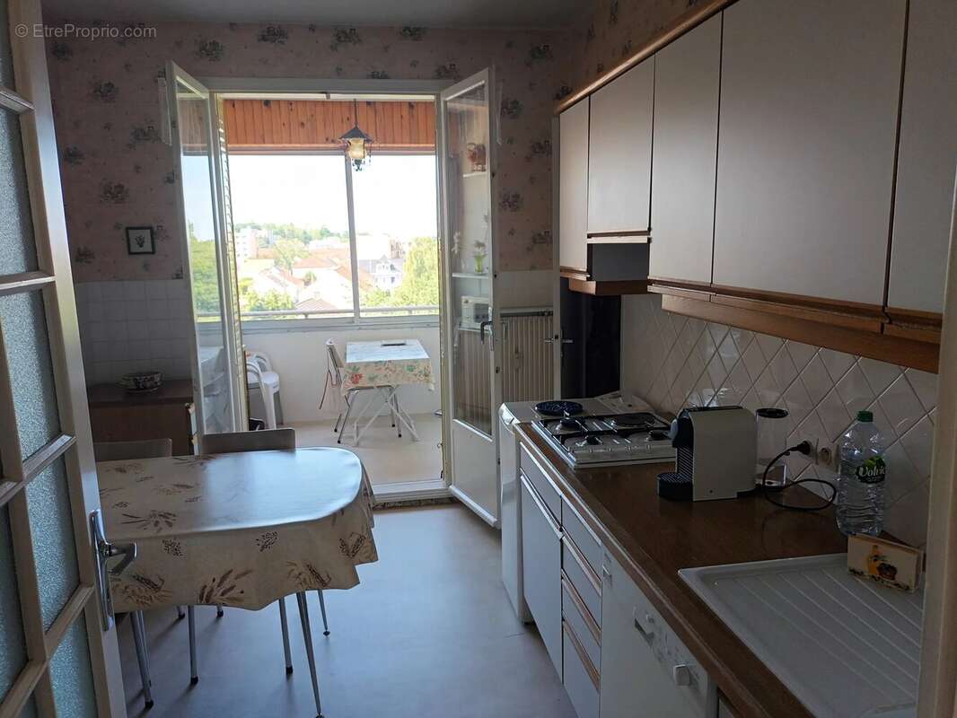 Appartement à MONTCEAU-LES-MINES