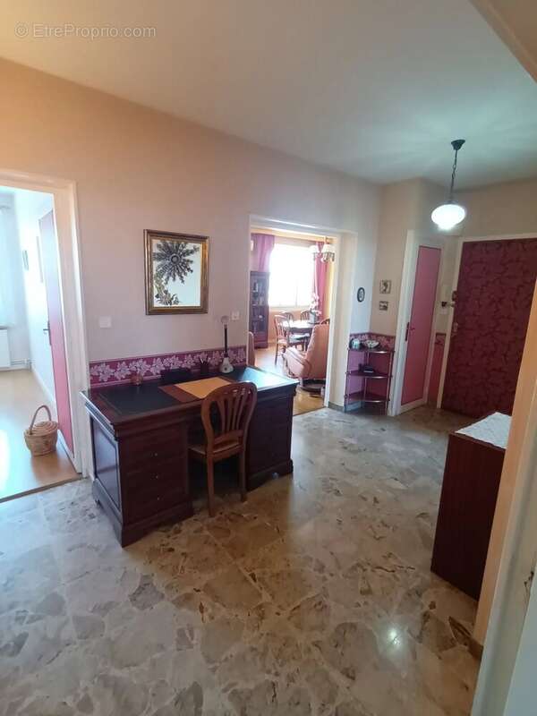 Appartement à MONTCEAU-LES-MINES