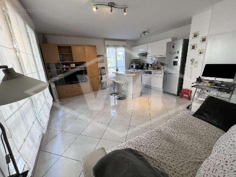 Appartement à COMBS-LA-VILLE