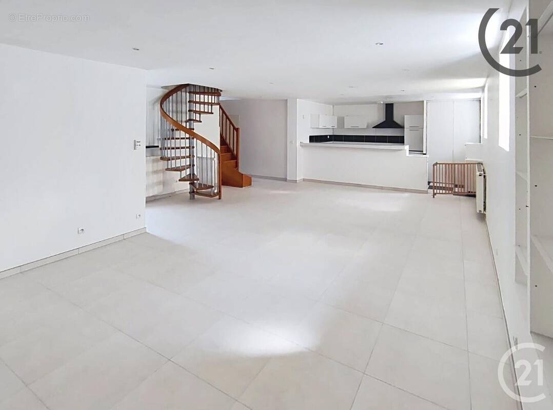 Maison à SOIGNOLLES-EN-BRIE