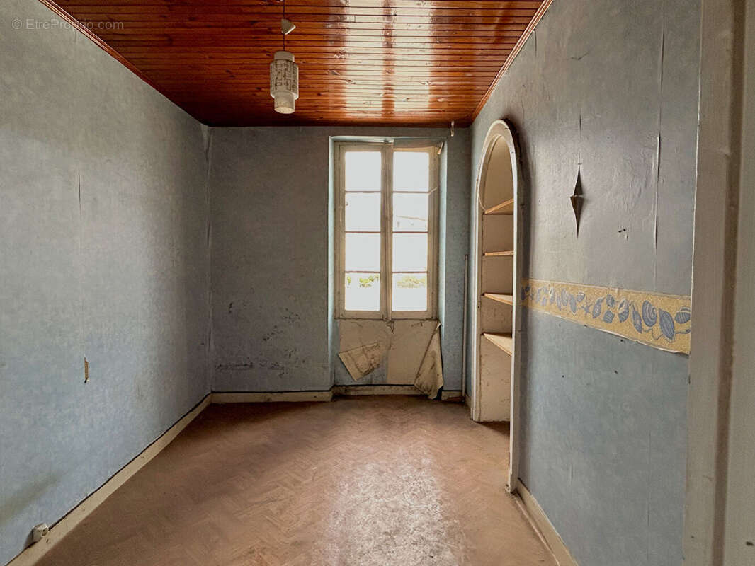 Maison à BUZET-SUR-BAISE