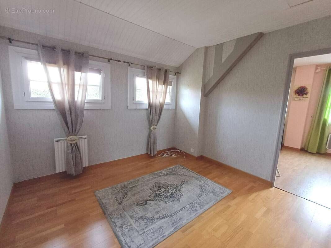 Maison à BRACQUEMONT