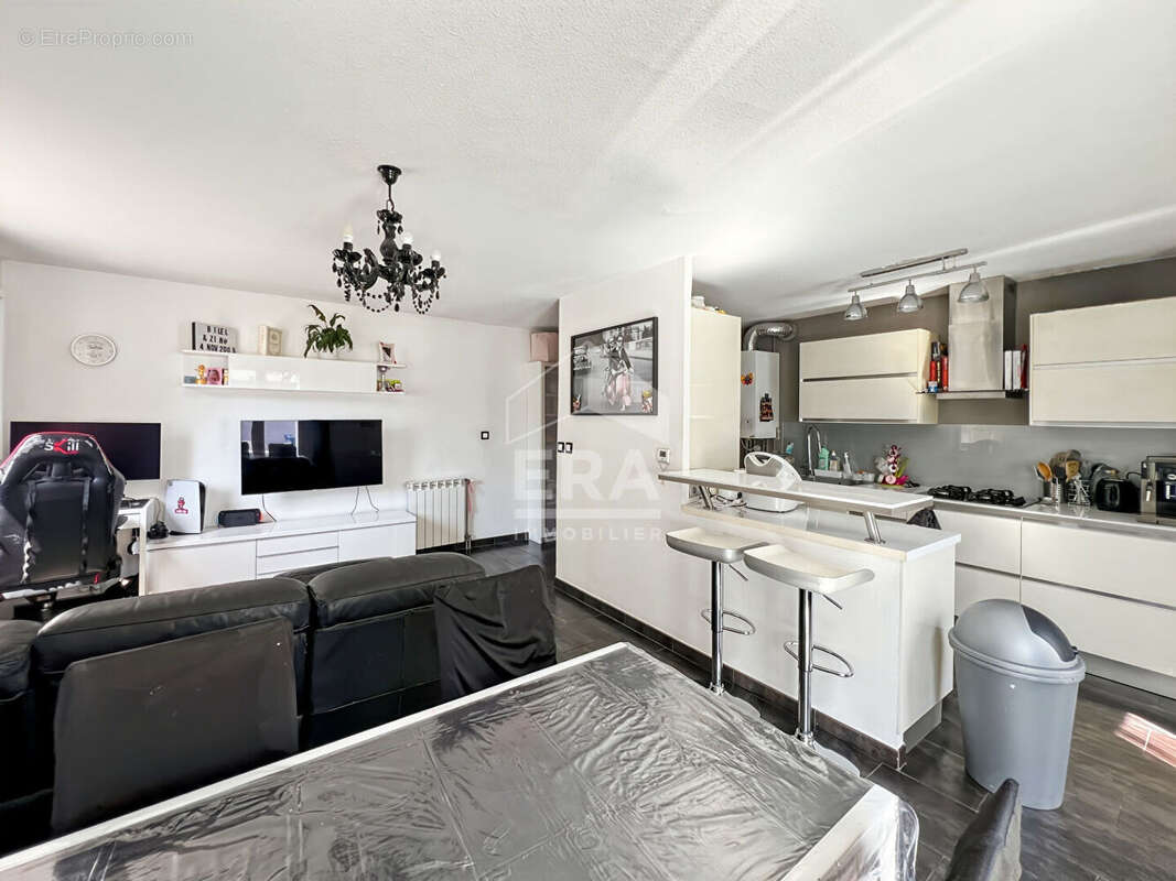 Appartement à VITROLLES