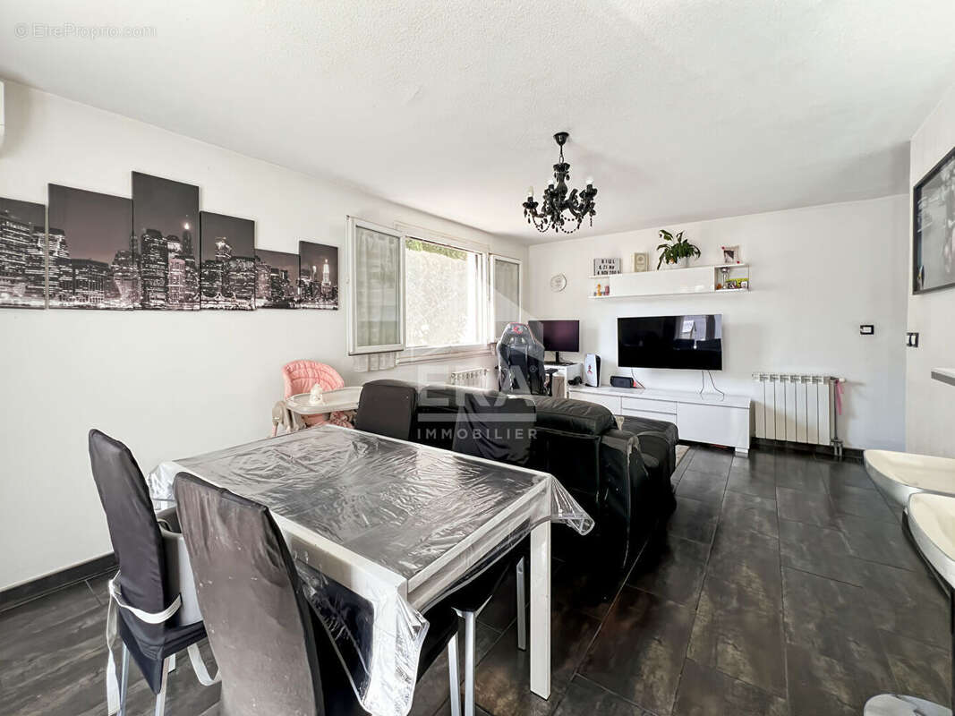 Appartement à VITROLLES