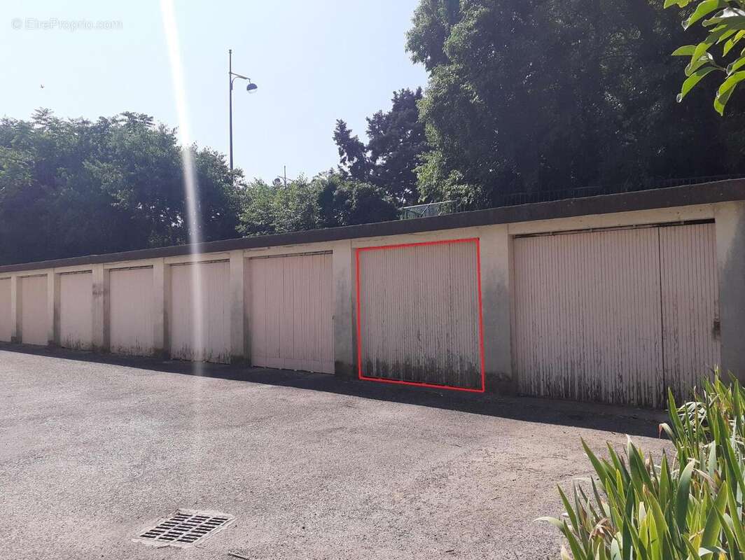   - Appartement à DRAGUIGNAN