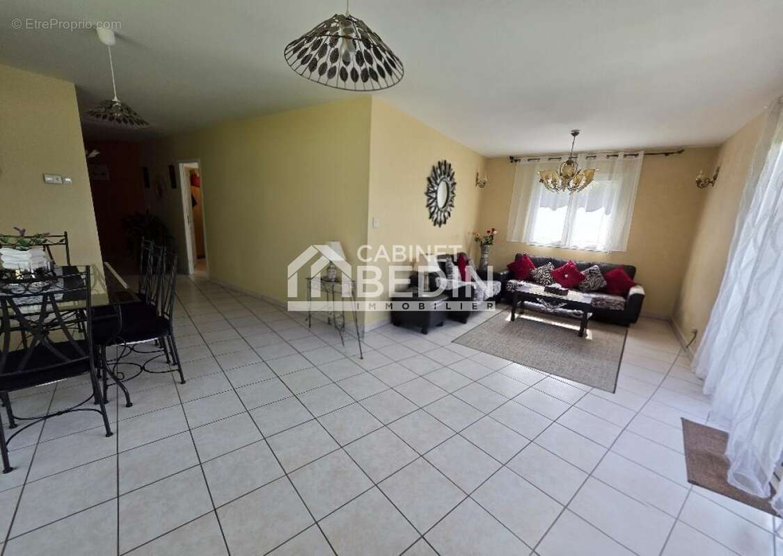 Maison à PARENTIS-EN-BORN