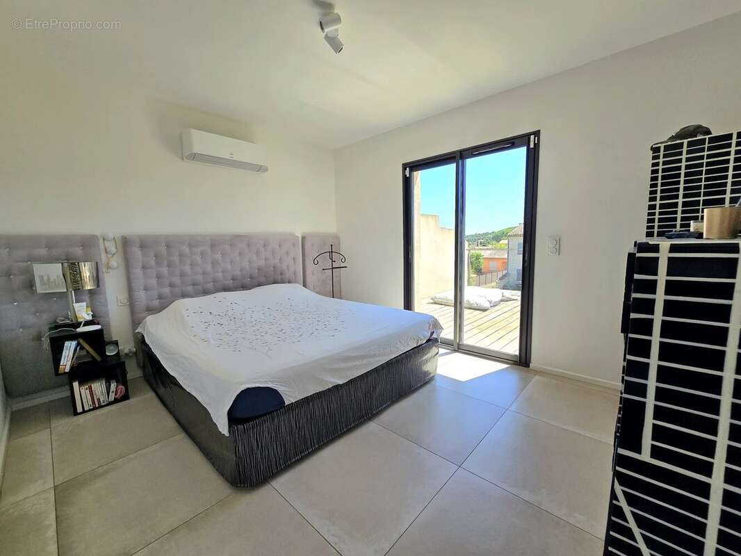 Maison à BORMES-LES-MIMOSAS